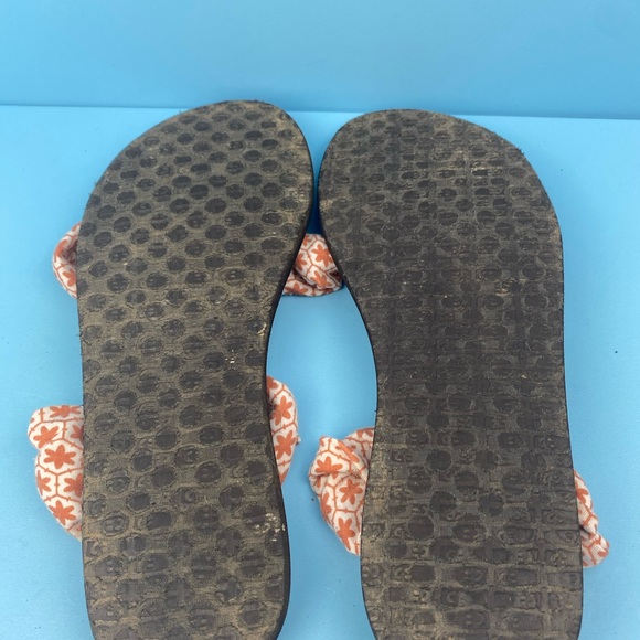 Sanuk Yoga Sling Sandals. - Picture 5 of 6